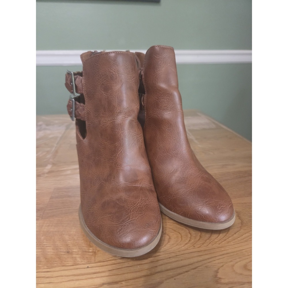 American Eagle Women's Brown Booties, Open Side And Buckle Detail, Size 7